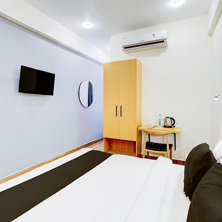 Treebo Trend De Alphabet Tirupati Hotel Bagian luar foto